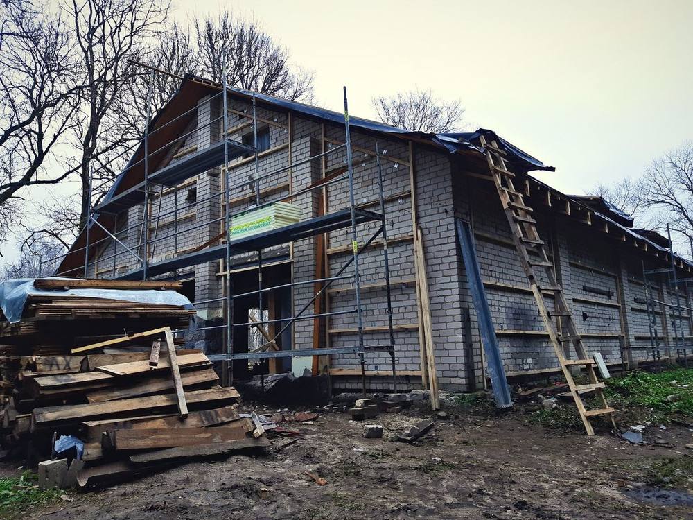 Senas ūkinis pastatas prieš rekonstrukciją